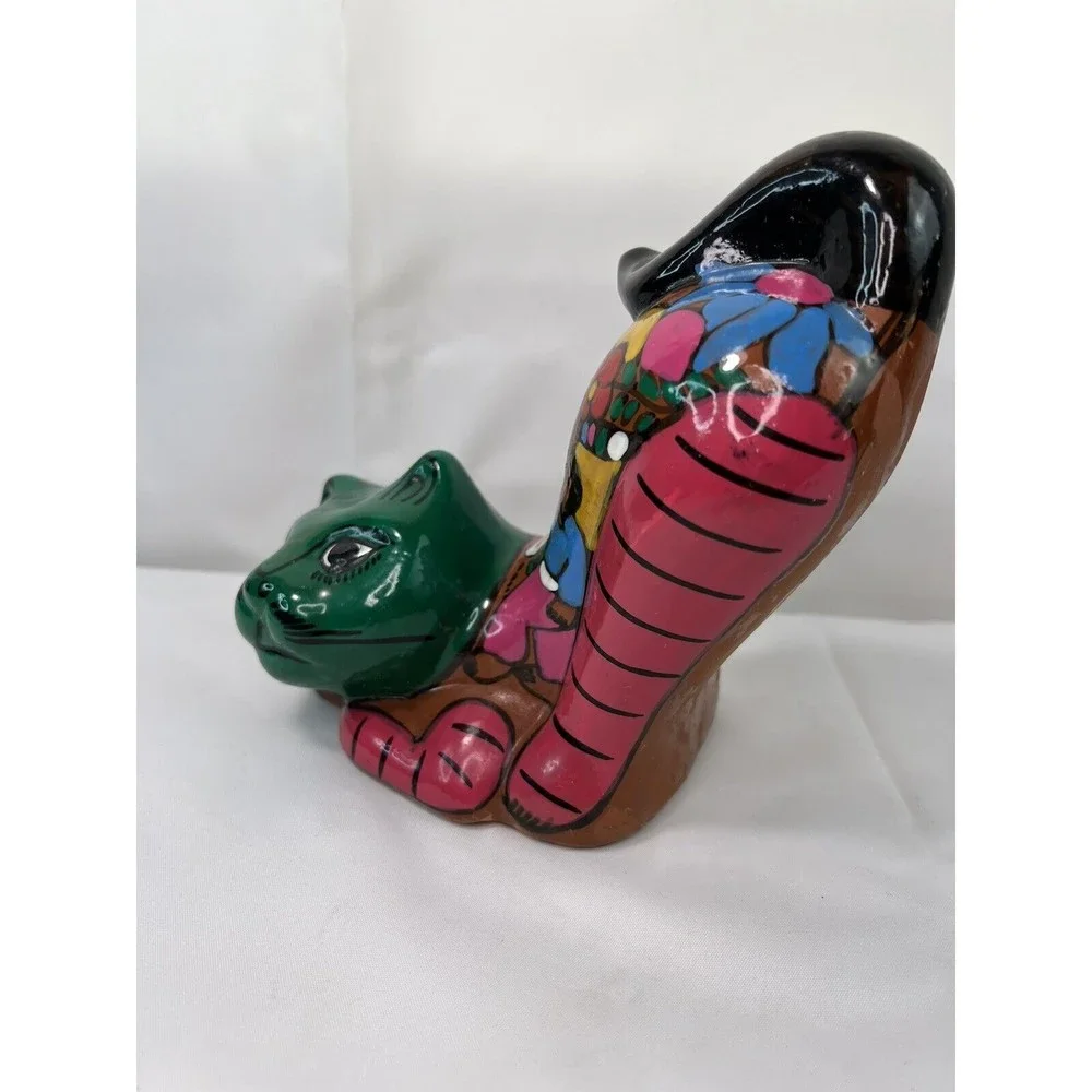 Mexican Folk Art Pottery‎ CAT Figurine Scene of People Celebrating Hand Painted